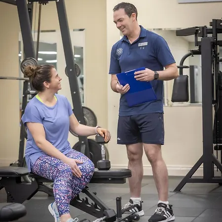 斯利福罗赛尔酒店