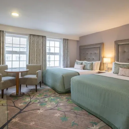 斯利福罗赛尔酒店 酒店 4*