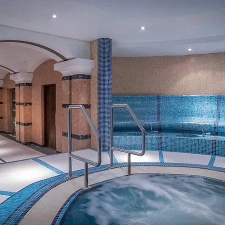 Slieve Russell Hotel 4*